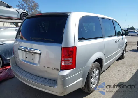 2010 Chrysler Town & Country New Lx из США, поврежденный, VIN 2A4RR2D14AR414721